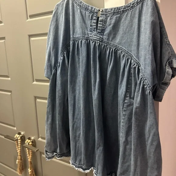 We The Free Moon City Oversized Denim Babydoll Top - Picture 5 of 5